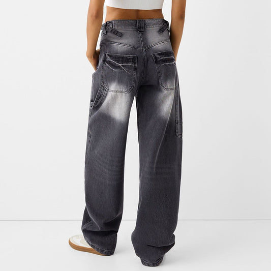 High waisted baggy wide leg jeans for women with cargo pockets loose fit denim in black, back view