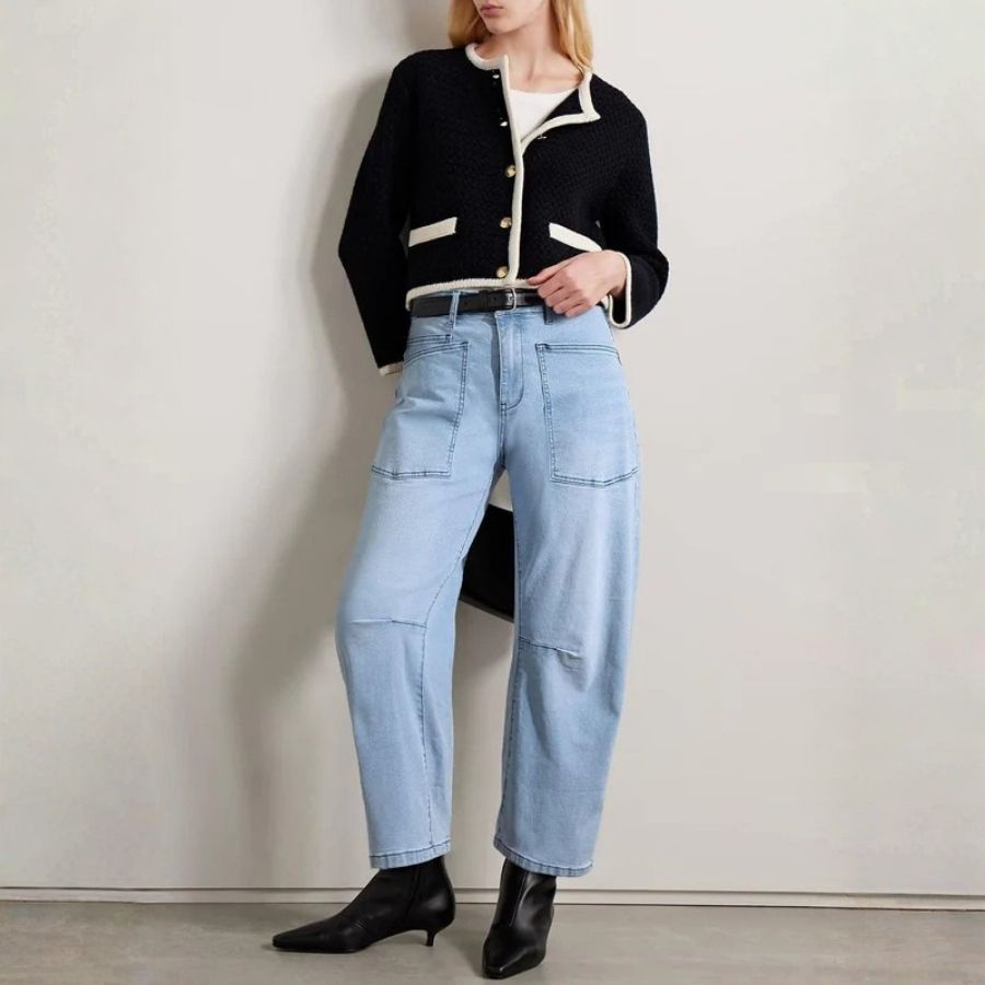 Barrel jeans for women high waisted wide leg baggy denim trousers in blue, front view