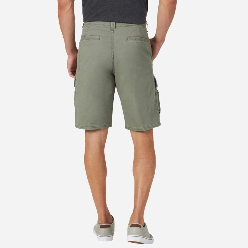 men's multi pocket outdoor ripstop cargo shorts in green, back view