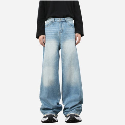 Men’s loose fit straight leg jeans in light blue, front view