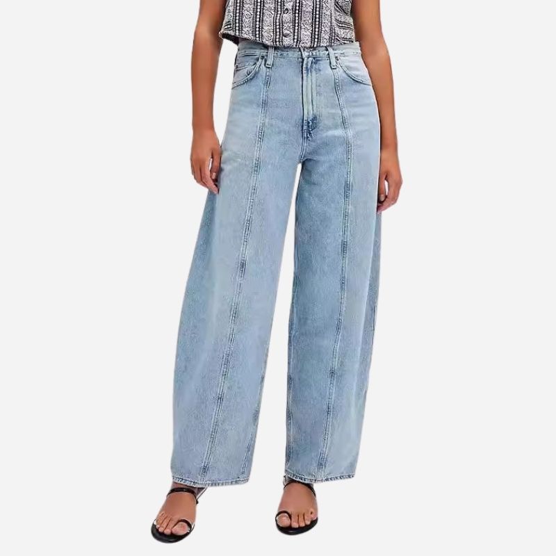Wide leg baggy jeans for women high waisted front seam loose fit denim in light blue, front view