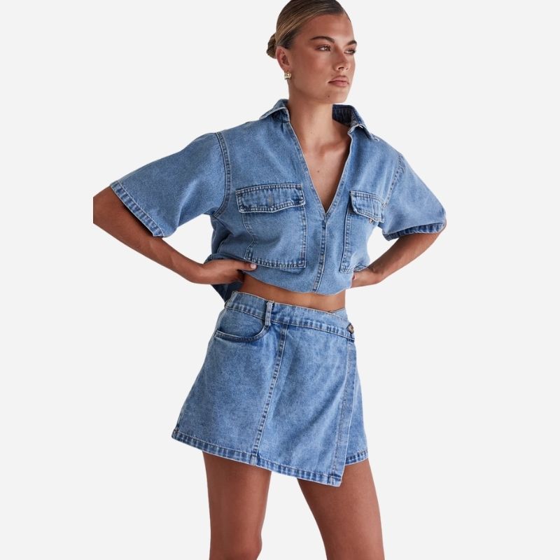 Women¡¯s cropped denim shirt & high waist jean skirt two piece set, front view