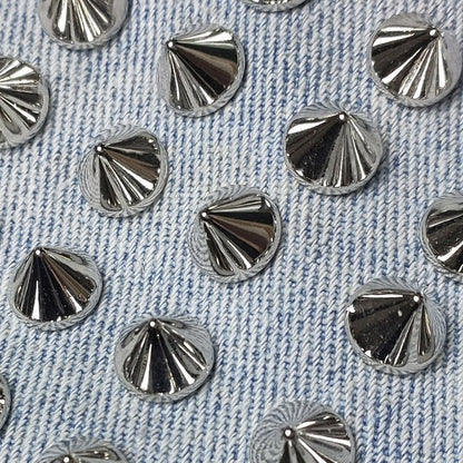 Women’s Studded & Rhinestone Denim Shorts Sexy Mid Rise Streetwear Jean Shorts