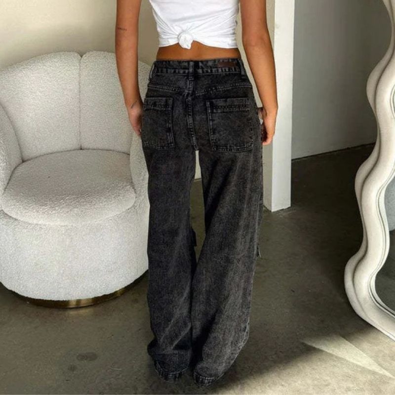 Women's high waisted cargo jeans straight wide leg baggy jeans in black, back view