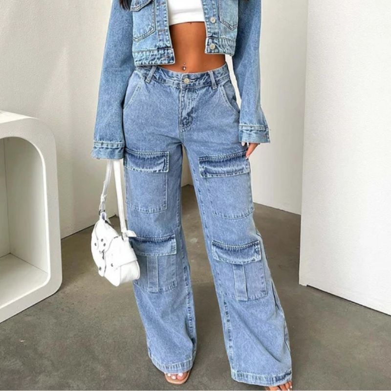 Women's high waisted cargo jeans straight wide leg baggy jeans in blue, front view